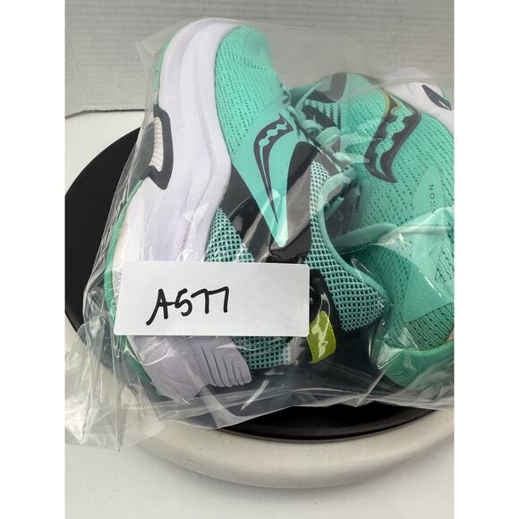 Saucony Axon 2 Cool Mint Acid Green Power Womens Sz 6.5 Running Shoes S10732-26 - Picture 12 of 12